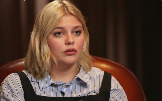 Louane : comment, à 16 ans, la chanteuse a surmonté le décès brutal de ses parents ?